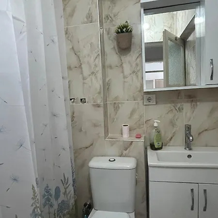 400 M Away From Long With Wifi And Airconditioner Prázdninový dům *
