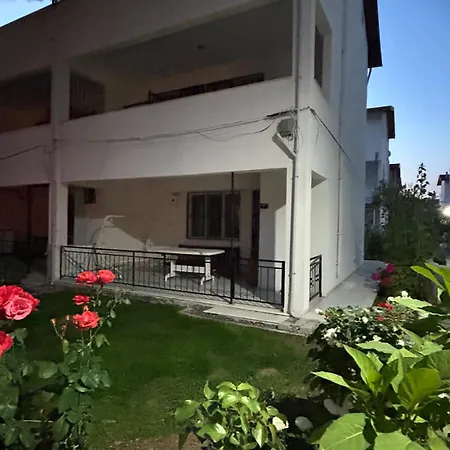 400 M Away From Long With Wifi And Airconditioner