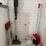 Charming Steps From Long With Wifi