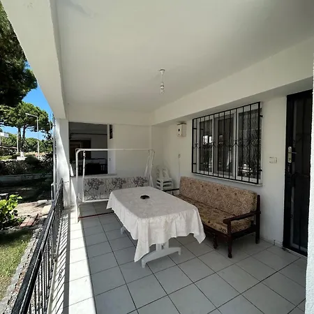 Charming Steps From Long With Wifi Hébergement de vacances Kusadası