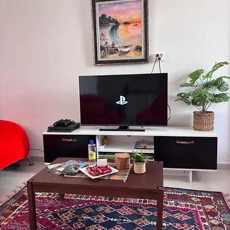 400 M Away From Long With Wifi And Airconditioner بيت للعطل كوشاداسيه
