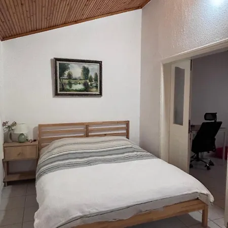 400 M Away From Long With Wifi And Airconditioner * Kusadası