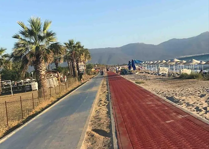 Feriehus Charming Steps From Long With Wifi Kusadası