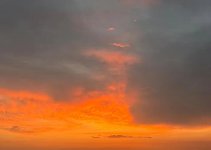 Charming Steps From Long With Wifi קוסדסי