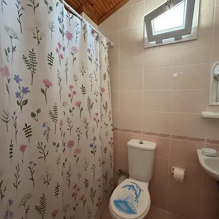 Charming Steps From Long With Wifi