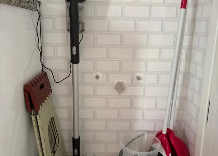 Charming Steps From Long With Wifi