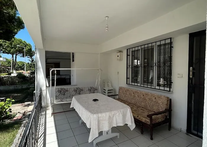 Charming Steps From Long With Wifi Дом отдыха Кушадасы